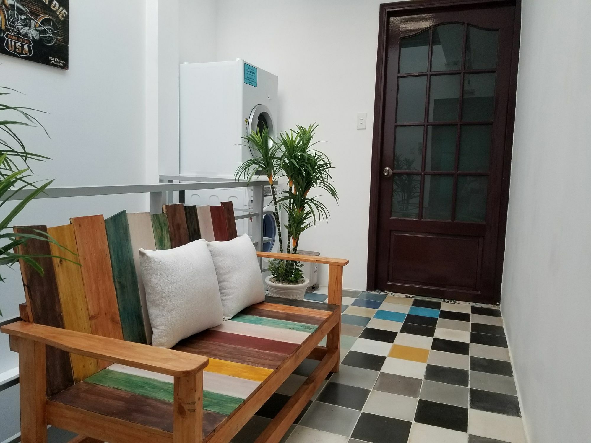 Timemark Travel Homestay & Hostel Хошимин Екстериор снимка