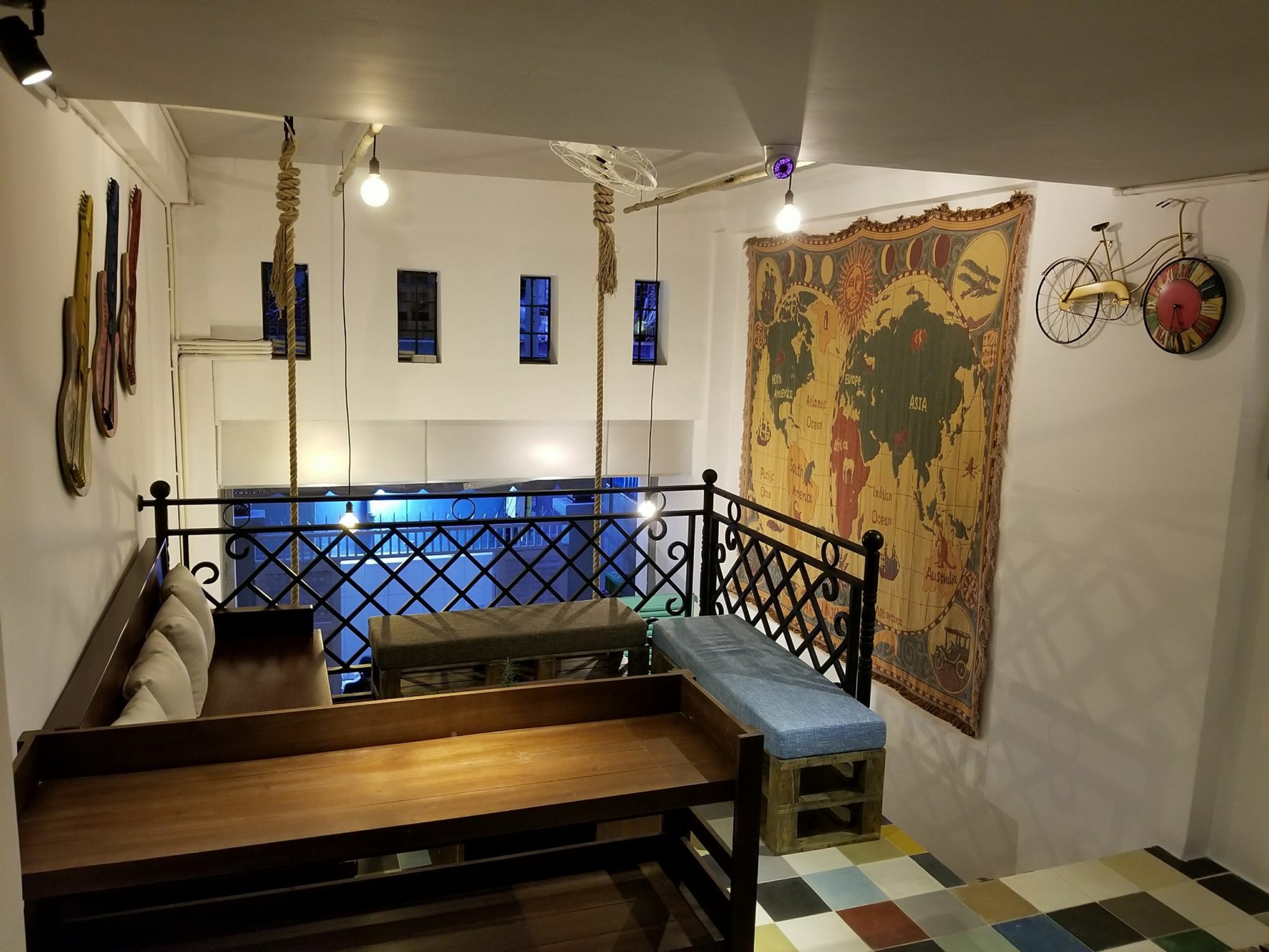 Timemark Travel Homestay & Hostel Хошимин Екстериор снимка